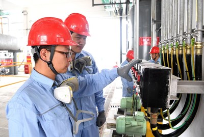 Sinopec construye la mayor base de producción de desinfectantes del mundo
