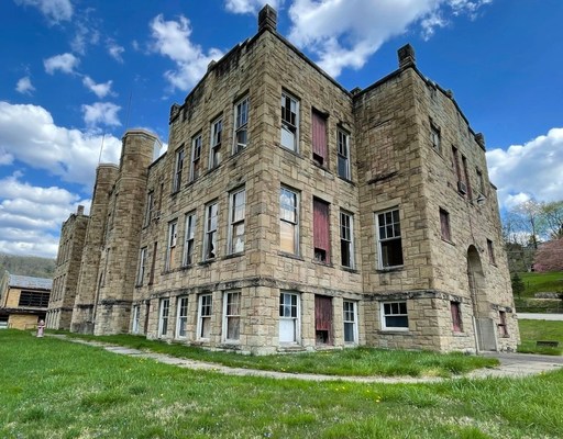 Hogwarts-like abandoned West Virginia school purchased by students to revitalize town