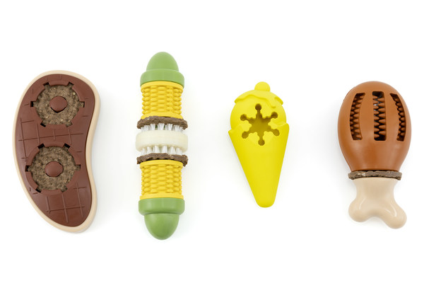 PetSafe® Introduces Four New Treat-Holding Dog Toys to Top Holiday Wish Lists