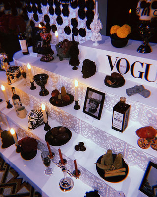 Honrando la tradición cultural más importante de México, Vogue México y Latinoamérica presenta por primera vez la Vogue Gala Día de Muertos