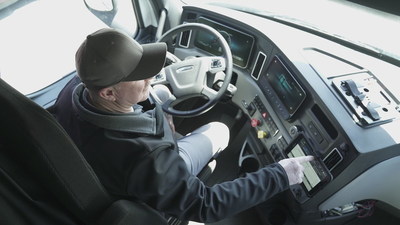 Daimler Trucks North America and Platform Science Introduce Virtual Vehicle, the First Open OEM Platform for Fleet Management