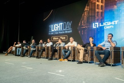 Desarrolladores de Grupo Light celebraron el primero Light Day