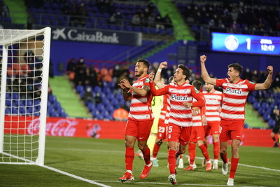 Platzi beca a 500 amantes del fútbol