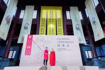 Concluye la competición de kung fu en línea con participantes de los cinco continentes
