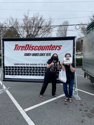 Family-Owned Tire Discounters Rolls into Atlanta Metro Area and 'Pies it Forward'
