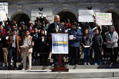 Students, Teachers and Legislators Rally on the Capitol Steps to Support Afterschool Programs