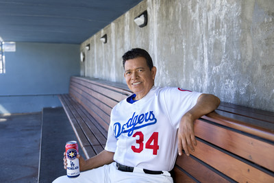 ESTRELLA JALISCO Y FERNANDO VALENZUELA, JUGADOR ÍCONO DE LOS DODGERS, PRESENTAN LA NUEVA DODGERS MICHELADA DE EDICIÓN ESPECIAL