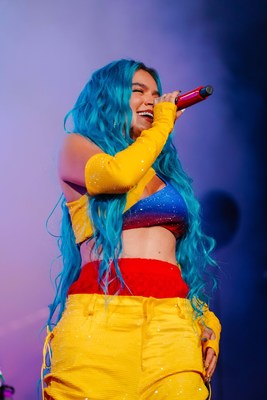 KAROL G BRILLA EN COACHELLA
