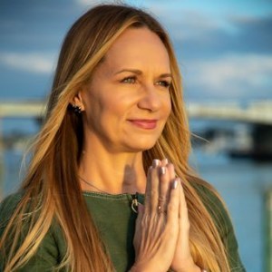 Female Disruptors Launches $FEMcoin CryptoCurrency Now on Rally