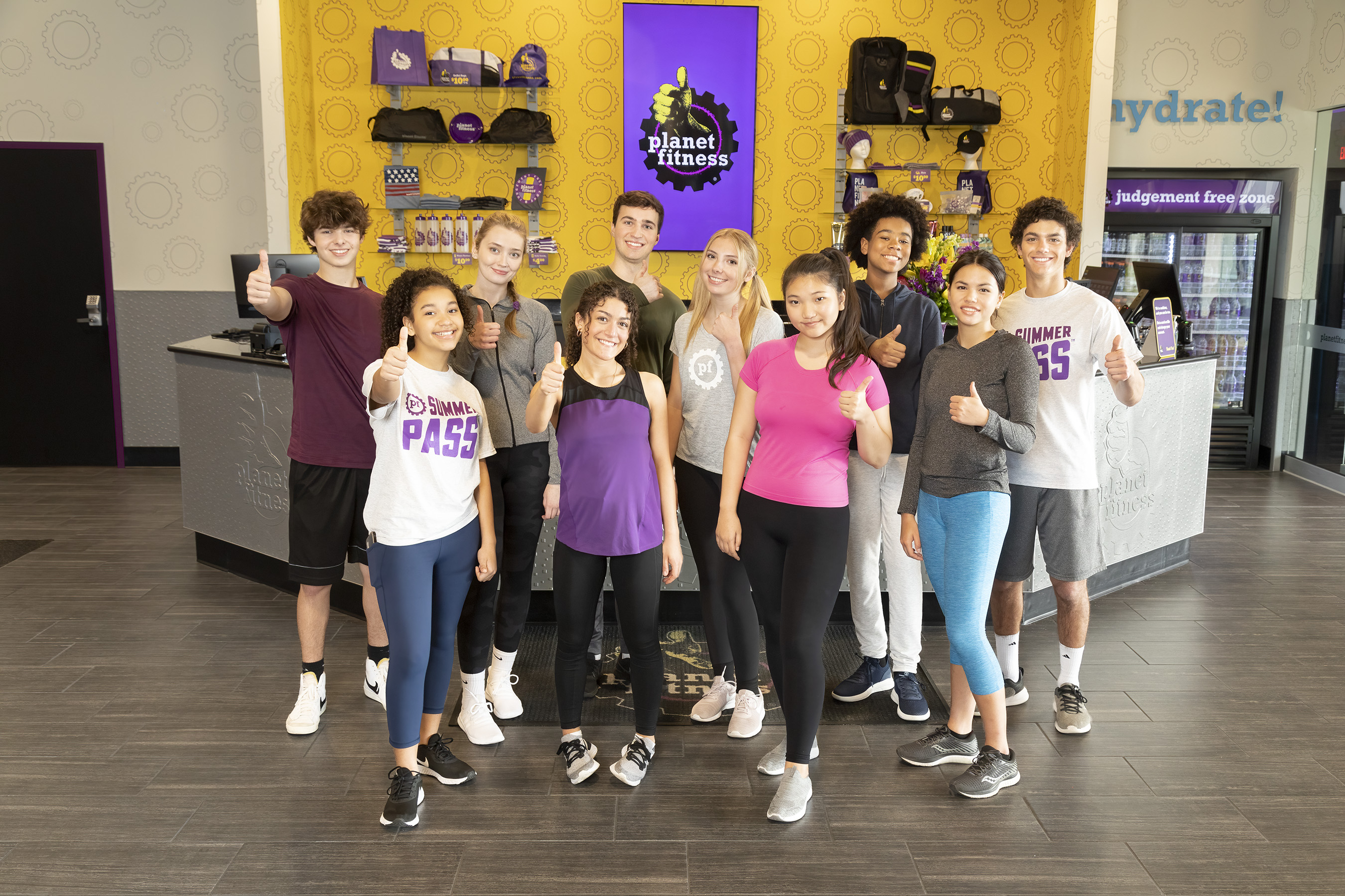 PLANET FITNESS INVITES HIGH SCHOOL TEENS TO WORK OUT FOR FREE ALL SUMMER LONG TO IMPROVE THEIR MENTAL & PHYSICAL HEALTH