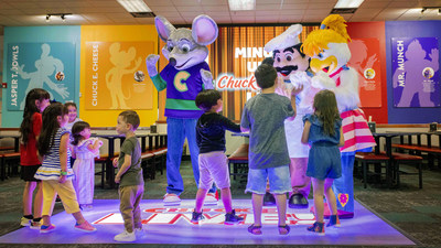 EL NUEVO CHUCK E. CHEESE TRAE MÁS WOW AL SUR DE LA FLORIDA CON LA REMODELACIÓN DE TODO EL MERCADO