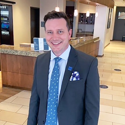Commonwealth Hotels hires Seasoned Dual General Manager at Hyatt properties outside Chicago