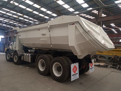 IMHASA garantiza satisfacción del cliente con acero Hardox® 450 en cajas de volteo