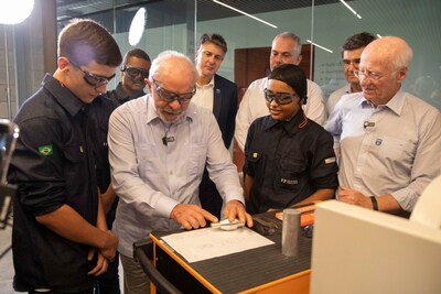 Ternium inaugura una escuela de 260 millones de reales con la presencia del presidente Lula