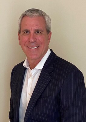 Field Medical nombra a Mark A. Turco, MD, como consejero delegado