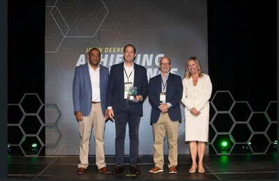 Ascent Global Logistics obtiene el reconocimiento como "proveedor a nivel de socio" de John Deere por undécimo año consecutivo