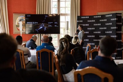 NAVEE GOLF presenta su ecosistema de golf inteligente en el Alwoodley Golf Club