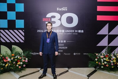 Armen Pogossian representa a Armenia en la Cumbre Forbes Under 30 de China que empodera a la próxima generación de empresarios a nivel mundial